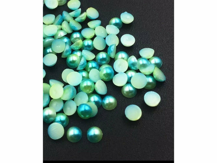 Blue and Green Ombre Flatback Pearl
