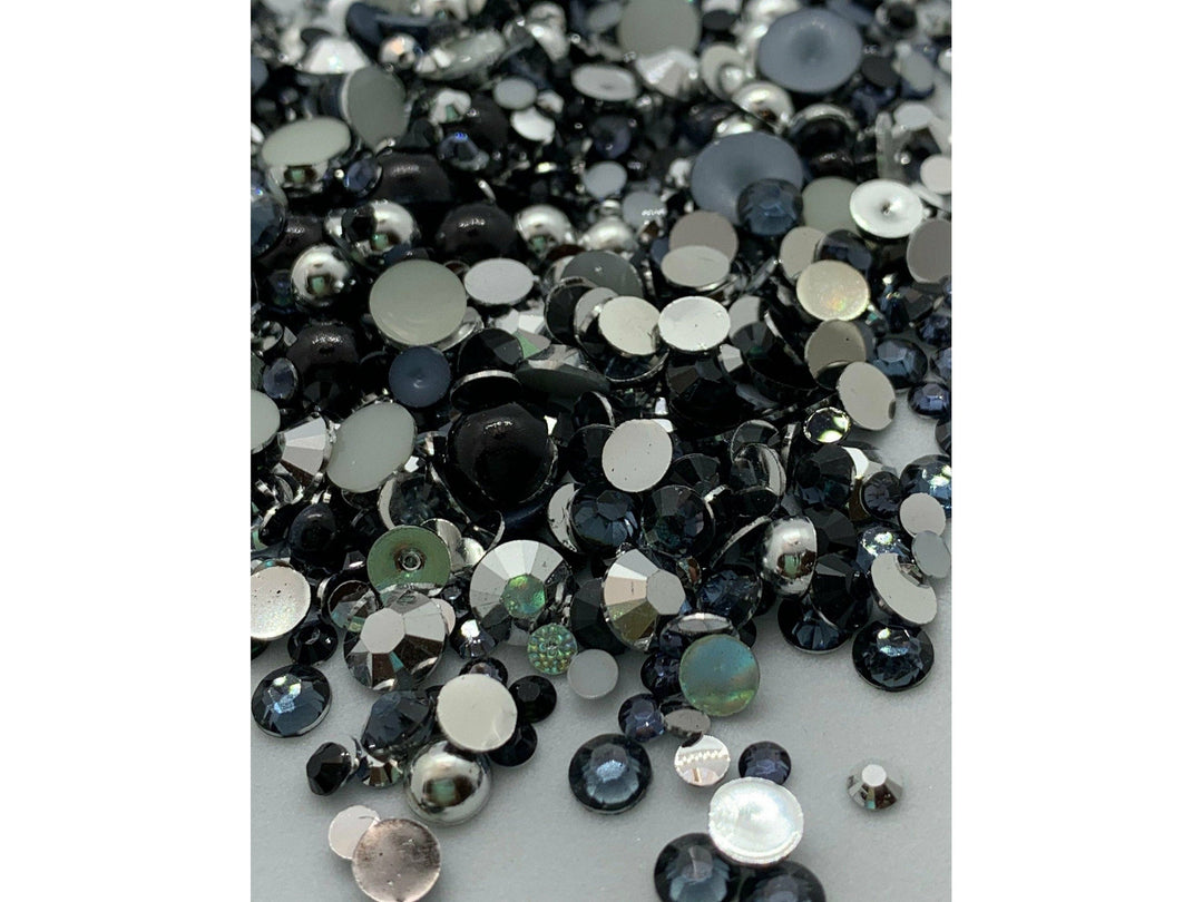 Domino Pearl and Rhinestone Mix