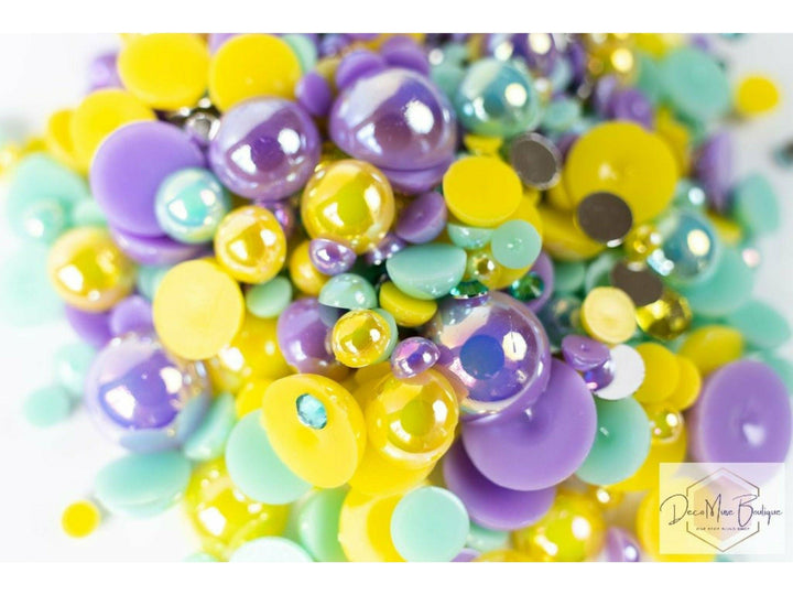 Carnival Pearls and Rhinestones Mix